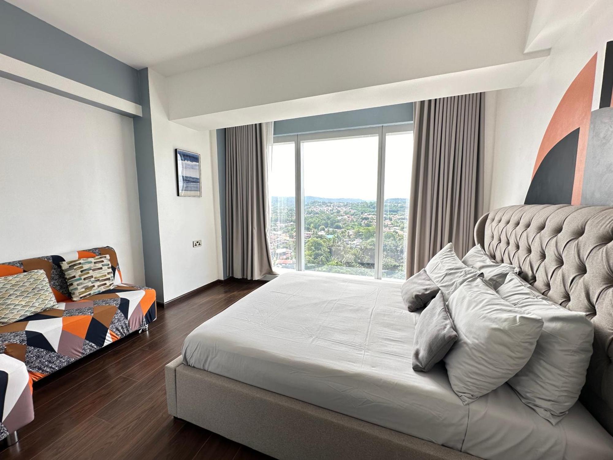 Condotel Aeon Towers Davao 20Mbps Wifi Exterior photo